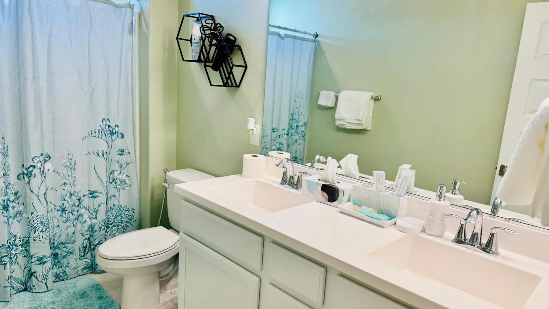 Friendly Host Near Loop 202 With Mountain Views Apartment Phoenix
