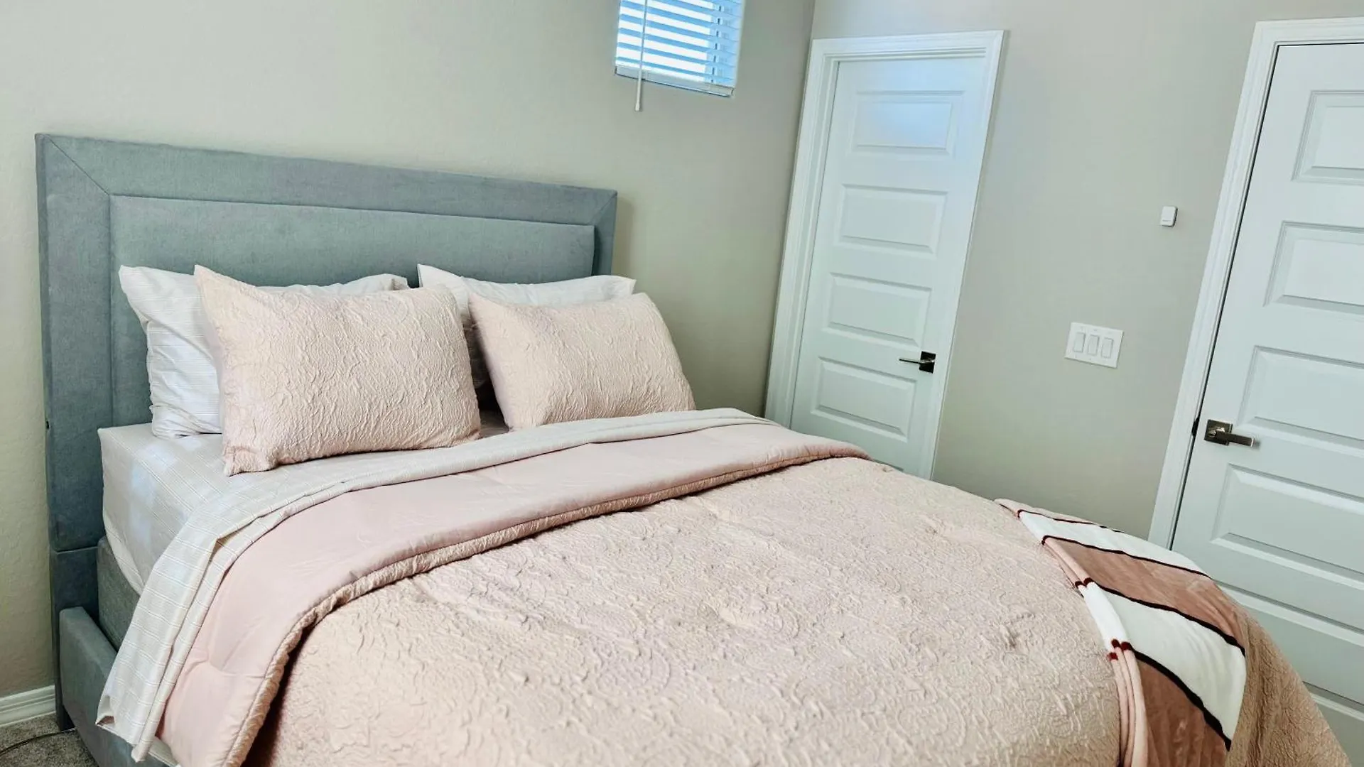 Homestay Friendly Host Near Loop 202 With Mountain Views Apartment Phoenix United States
