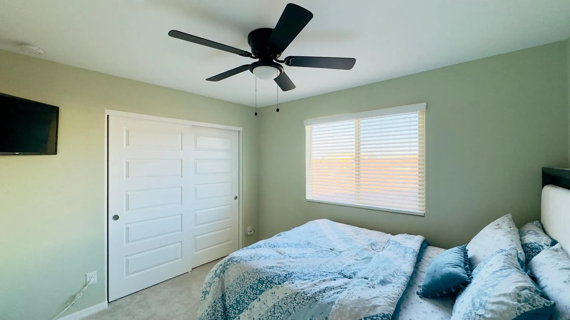 Friendly Host Near Loop 202 With Mountain Views Apartment Phoenix Homestay